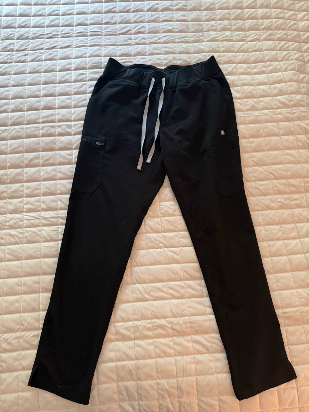 Figs Women’s Medium Black Scrub set - Picture 7 of 8